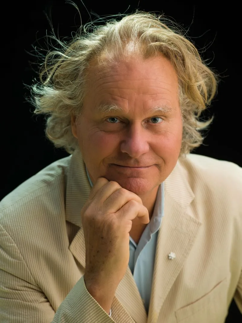 Portrait of Wade Davis